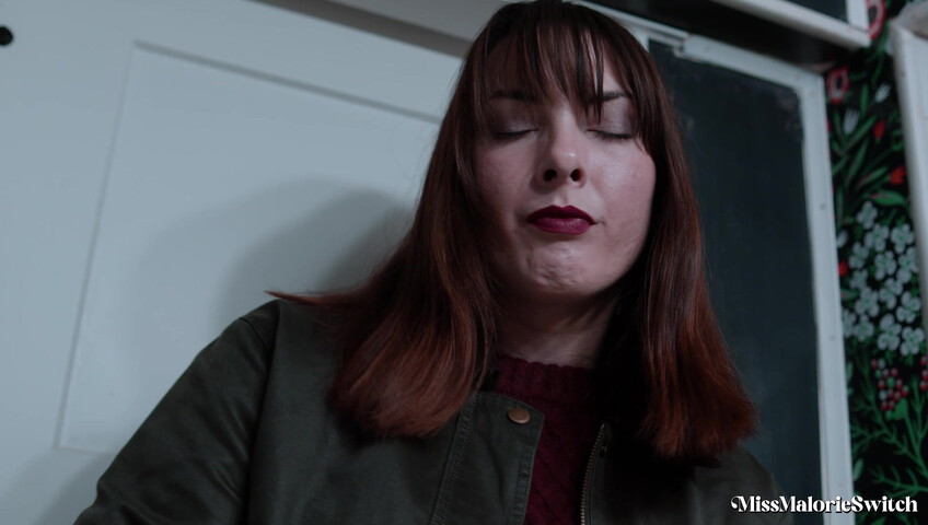 Miss Malorie Switch - Mom's Holiday Dinner