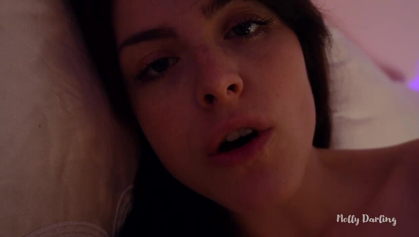 Molly Darling – THE PERFECT FAMILY