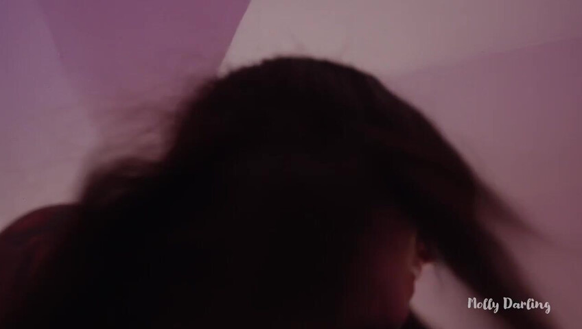 Molly Darling – THE PERFECT FAMILY