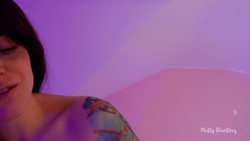 Molly Darling – THE PERFECT FAMILY