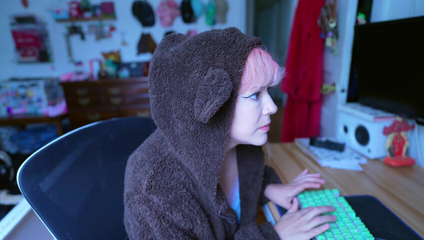 LilRedVelvet: Another man owns your wife