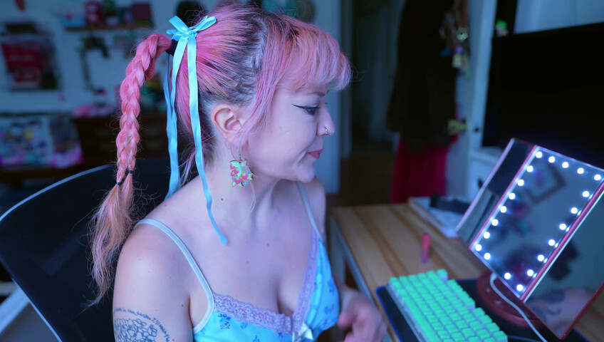 LilRedVelvet: Another man owns your wife