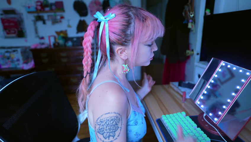 LilRedVelvet: Another man owns your wife