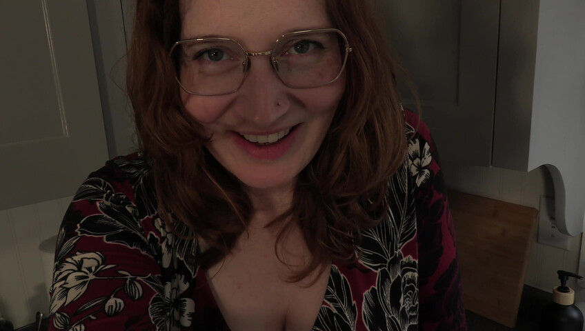 Bettie Bondage - Seducing Your Friend's MILF