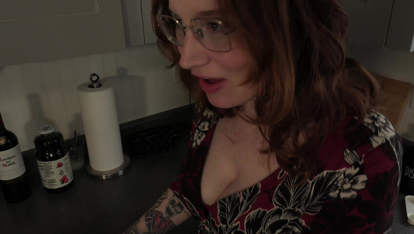 Bettie Bondage - Seducing Your Friend's MILF