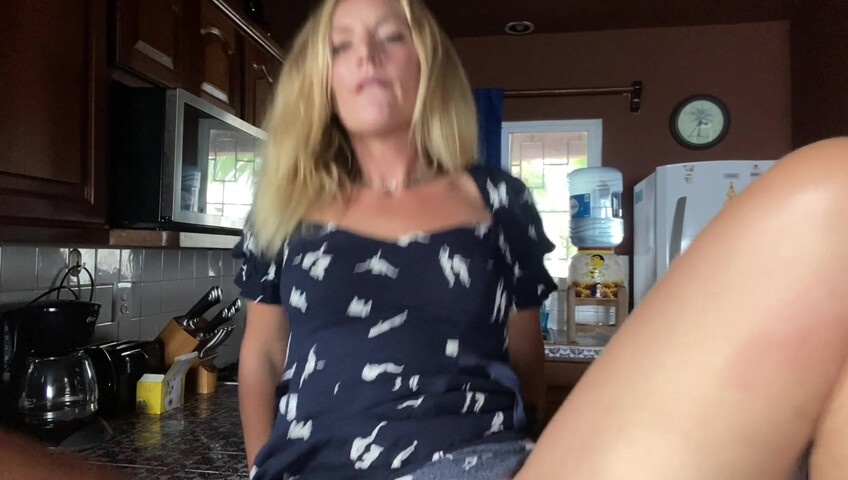 Mona Wales - Step Moms Private Lesson How To Be The Perfect Lover