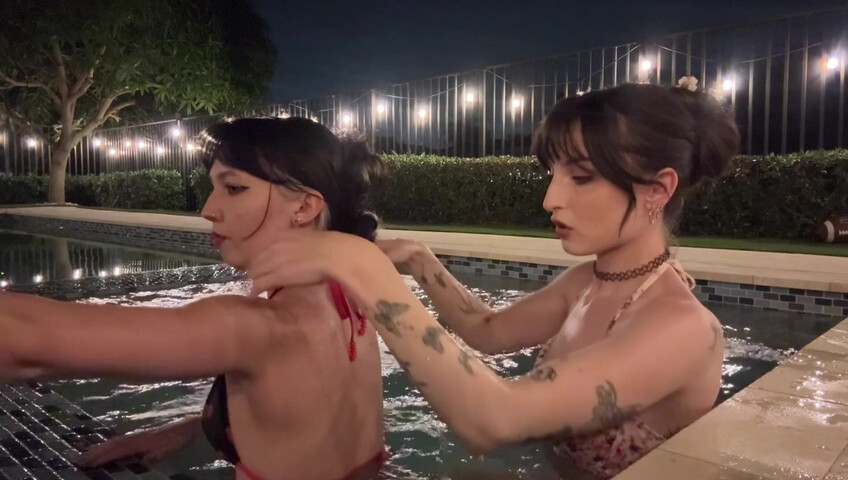 Beebee ASMR - 24 January 2026 - Hot Tub 2 Girls Patreon