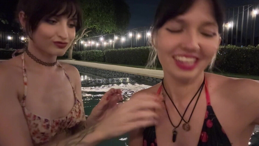 Beebee ASMR - 24 January 2026 - Hot Tub 2 Girls Patreon