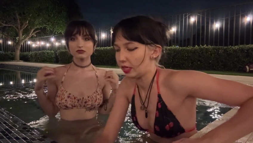 Beebee ASMR - 24 January 2026 - Hot Tub 2 Girls Patreon