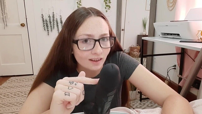 Nicole Nabors – Babysitter Comforts Your BBC