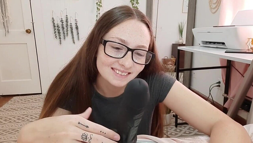 Nicole Nabors – Babysitter Comforts Your BBC