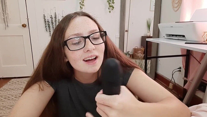 Nicole Nabors – Babysitter Comforts Your BBC