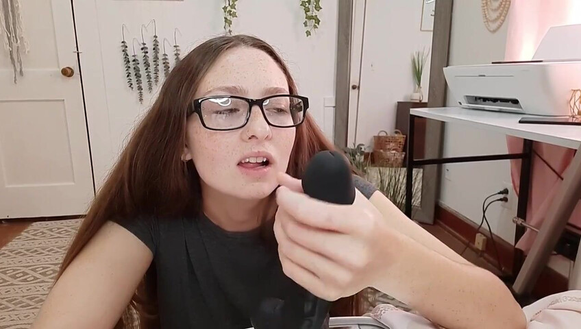 Nicole Nabors – Babysitter Comforts Your BBC