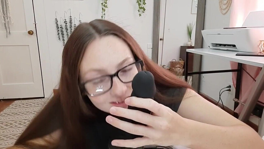 Nicole Nabors – Babysitter Comforts Your BBC