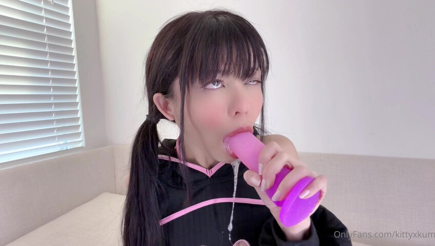 kittyxkum - Wanna Use My Little Mouth