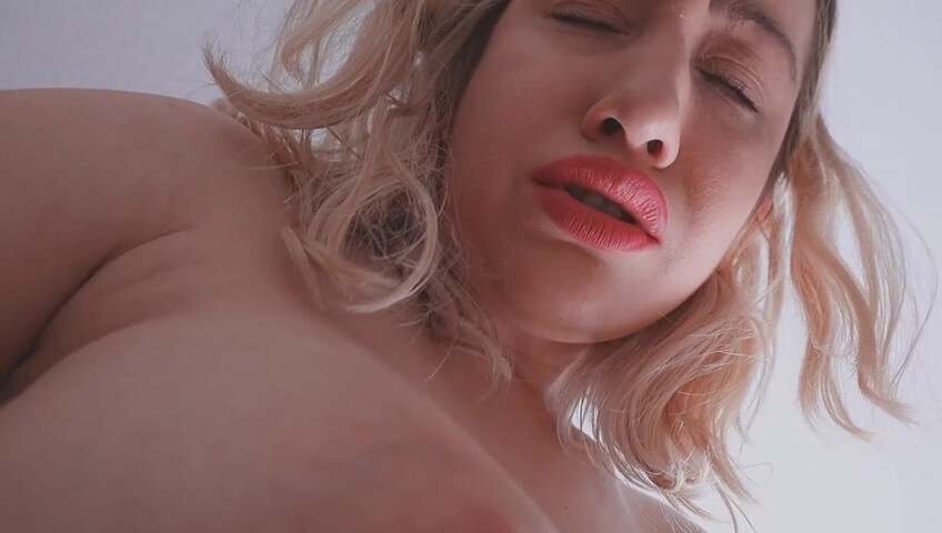 Lalunalewd - Help Suck StepMommy's Titties