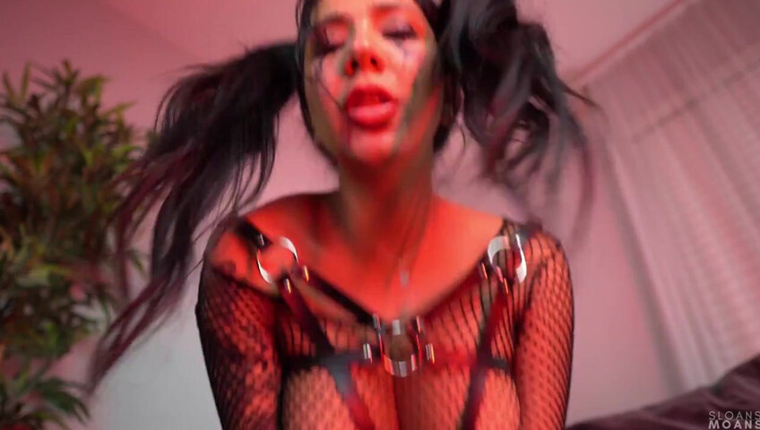 Sloansmoans / Sloane Sabbath – That one crazy ex