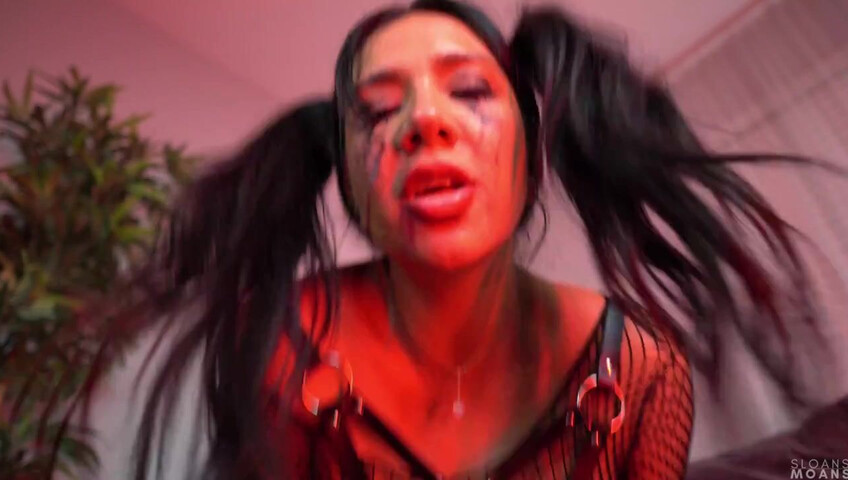 Sloansmoans / Sloane Sabbath – That one crazy ex