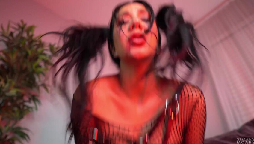 Sloansmoans / Sloane Sabbath – That one crazy ex