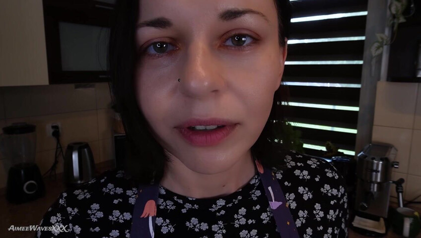 Aimeewavesxxx: Stepmommy Creates A Safe Space For Your Sex Addiction