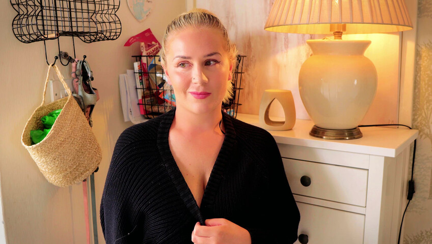 JessieHH - FAMILY GLORYHOLE SURPRISE