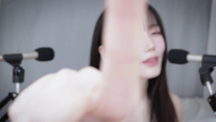 Jamonghae ASMR - 26 January 2026 - ASMR Spit Painting |  스핏 페인팅