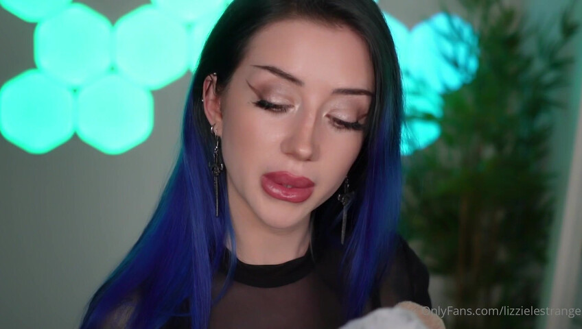 LizzieLestrange - ASMR Vampire Roleplay