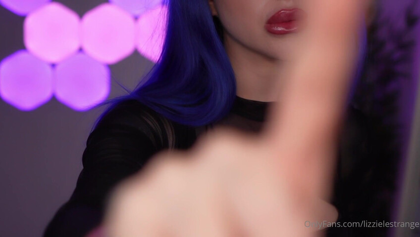 LizzieLestrange - ASMR Vampire Roleplay