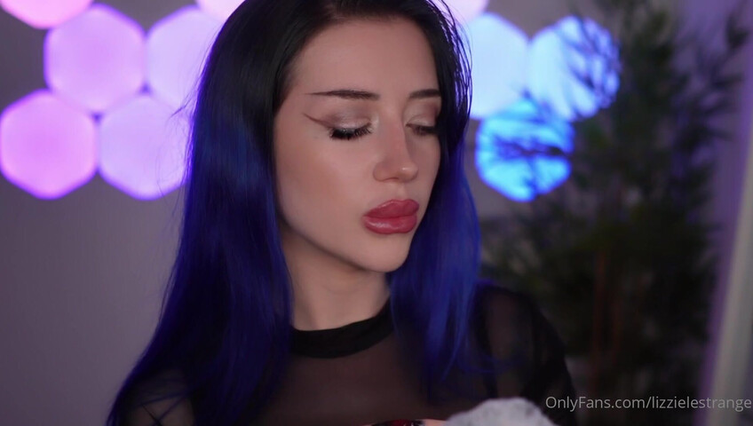 LizzieLestrange - ASMR Vampire Roleplay