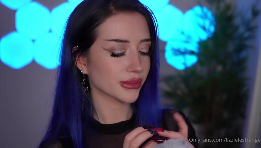 LizzieLestrange - ASMR Vampire Roleplay