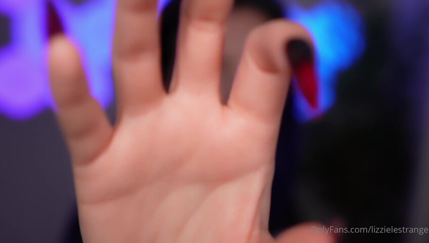 LizzieLestrange - ASMR Vampire Roleplay