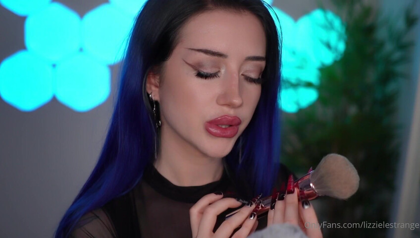 LizzieLestrange - ASMR Vampire Roleplay