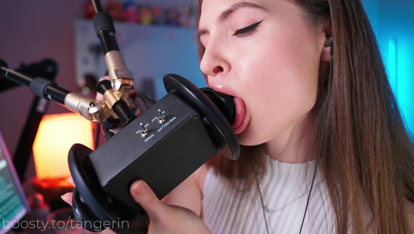 Tangerin ASMR - 25 Jan 2026 - Close Whispering / Ear Licking / Lipping / Kisses / Ear Biting & Eye Contact