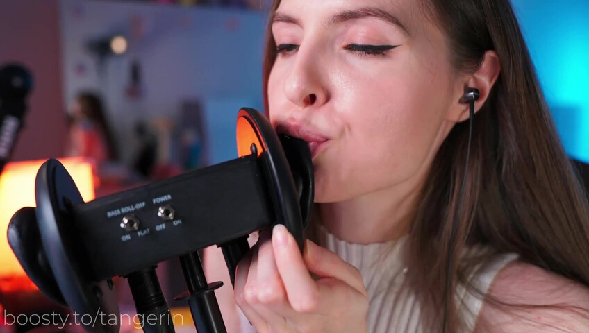 Tangerin ASMR - 25 Jan 2026 - Close Whispering / Ear Licking / Lipping / Kisses / Ear Biting & Eye Contact