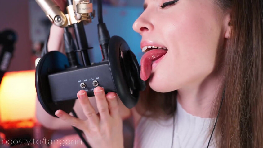 Tangerin ASMR - 25 Jan 2026 - Close Whispering / Ear Licking / Lipping / Kisses / Ear Biting & Eye Contact