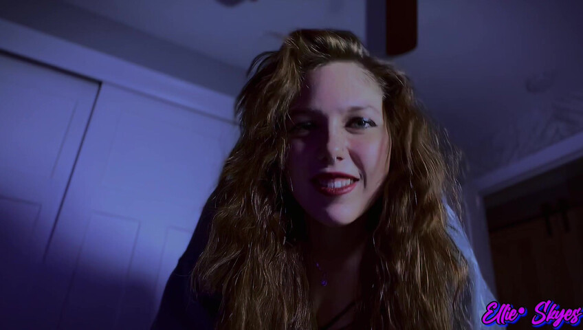 Ellie Skyes – Mommy in Your Wet Dreams