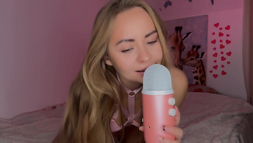 Kittysimka ASMR - Mic Licking & Pink Sexy Lingerie