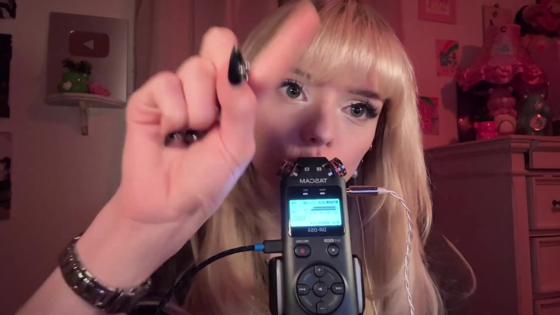Emma's Myspace - 30 Jan 2026 - Super Intense Sounds on Tascam ASMR