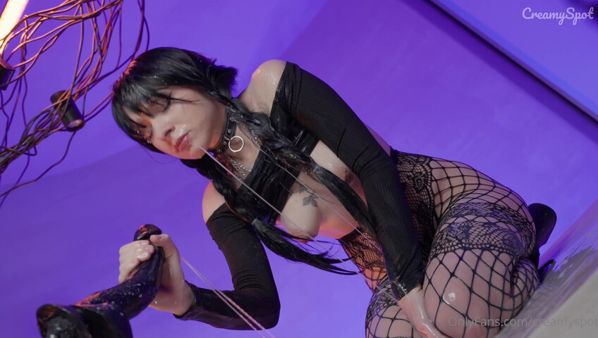 Creamyspot - Wednesday Cosplay | Fuck Machine Creampie