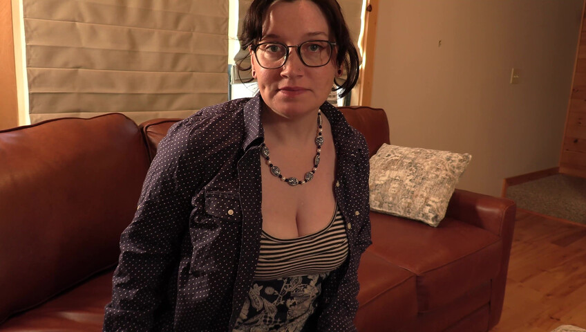 Bettie Bondage - Bully Gets MILF to Gag and Squirt 4K