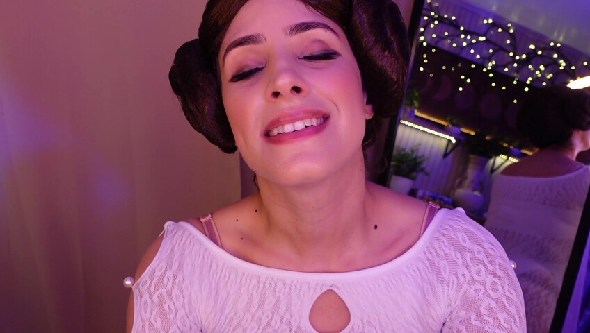 Irma La Dulce ASMR - STAR WARS THE FORCE | PRINCESS LEIA JOI