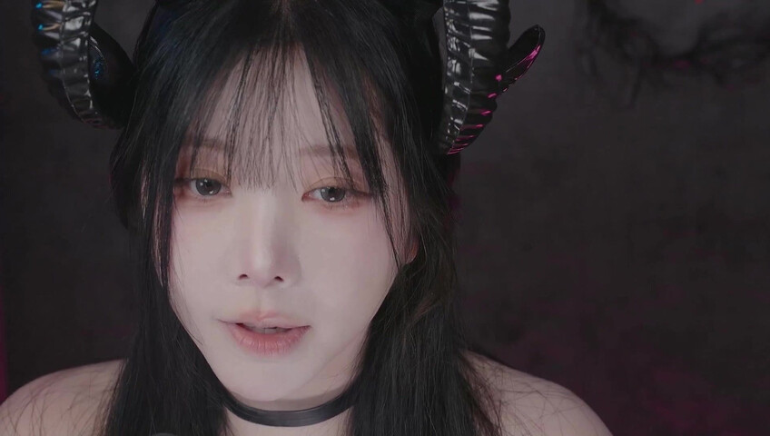 ASMR Yoon Ying - ASMR (Succubus in Dream RP) 오랜만이네?정기 많이 모아놨어?