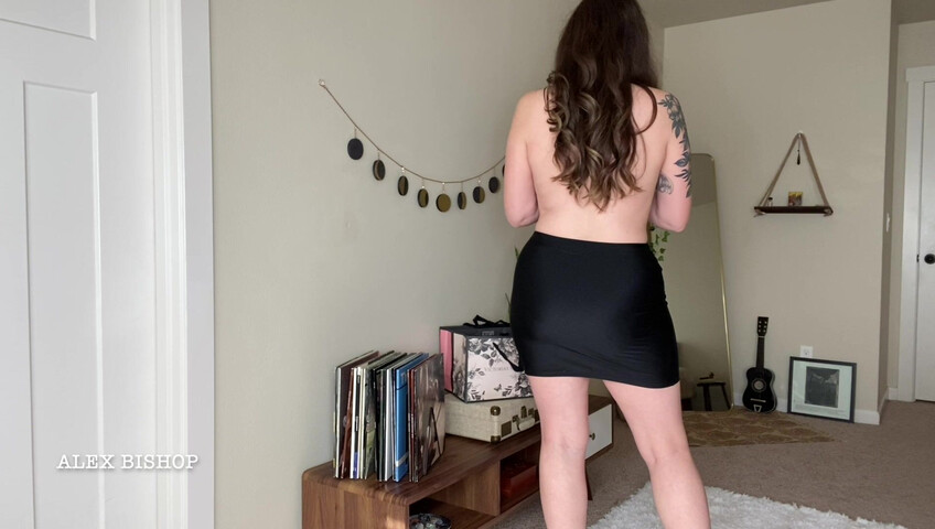 Alex Bishop – Hot Step-Mom Try On Haul and Sex