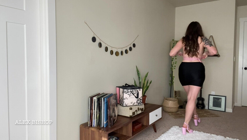 Alex Bishop – Hot Step-Mom Try On Haul and Sex