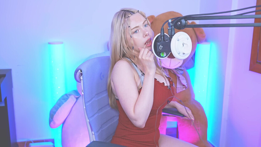 IJenz - My First ASMR at 4K | MI PRIMER ASMR en 4K