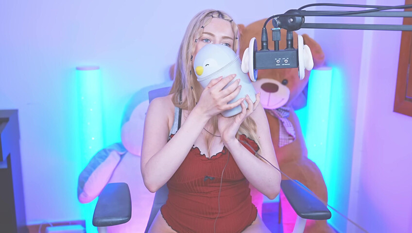 IJenz - My First ASMR at 4K | MI PRIMER ASMR en 4K