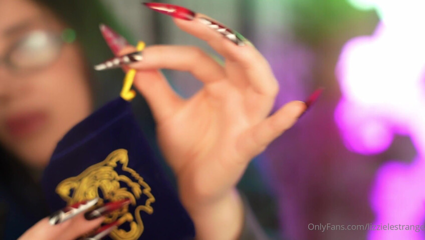 LizzieLestrange - 5 Feb 2026 - Mystery Dice Unboxing