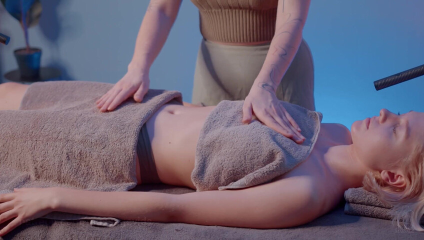 ASMR Massage - 6 Feb 2026 - Front Relaxing Massage by Yolana to Alice