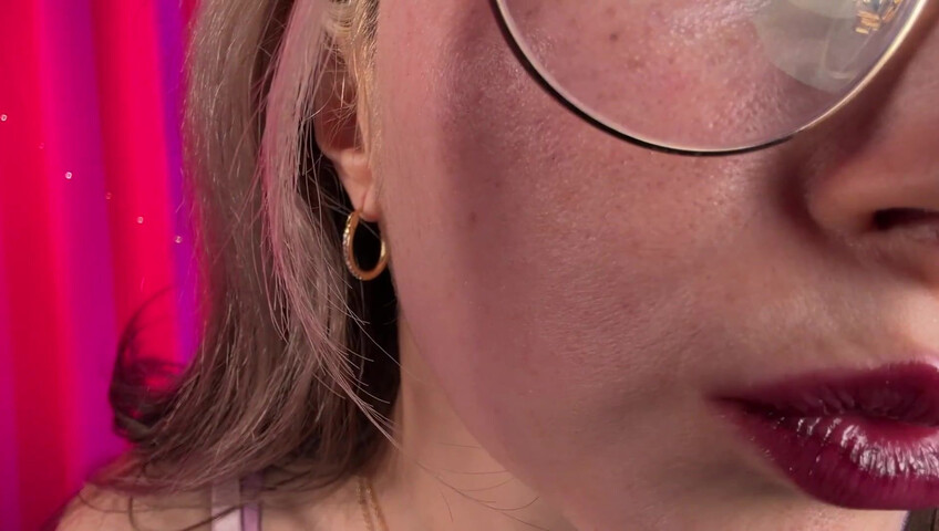 Busy B ASMR - 6 February 2026 - Exclusive Lip Gloss Application & Kisses