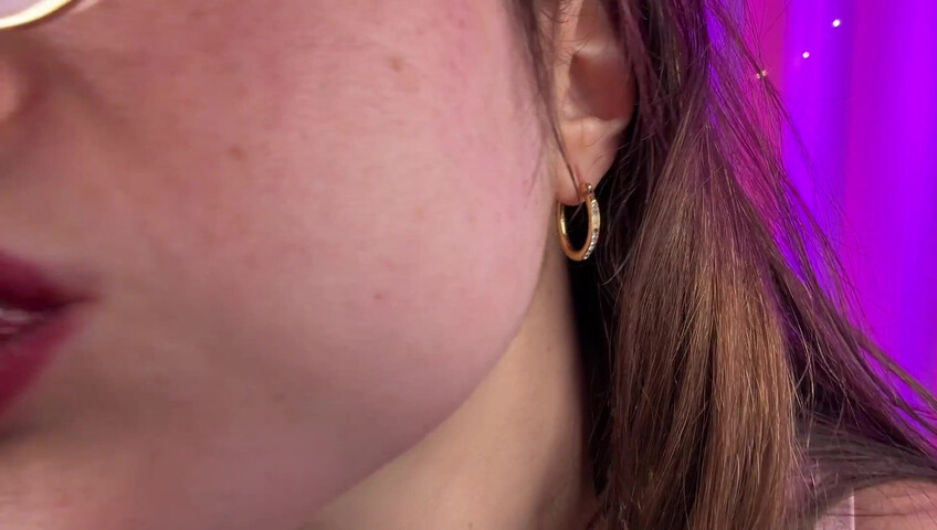 Busy B ASMR - 6 February 2026 - Exclusive Lip Gloss Application & Kisses